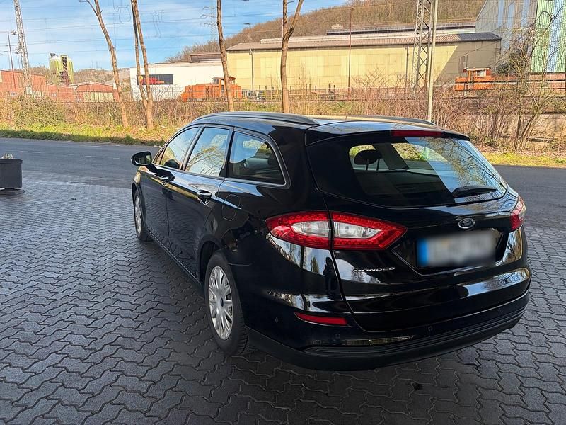 Gebraucht Ford Mondeo 150 PS (110 kW) 2017 Schwarz Kombi