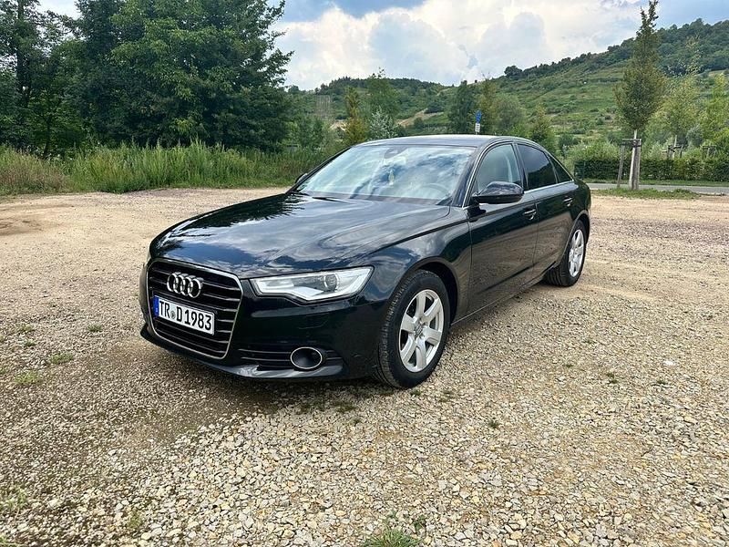 Schwarz Gebraucht 2012 Audi A6 Ambiente Limousine | 10.500 € (Teuer) - Bild 1/4