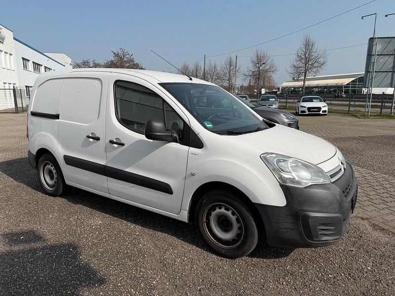 Gebraucht Citroën Berlingo 75 PS (55 kW) 2016 Weiß Van / Kleinbus