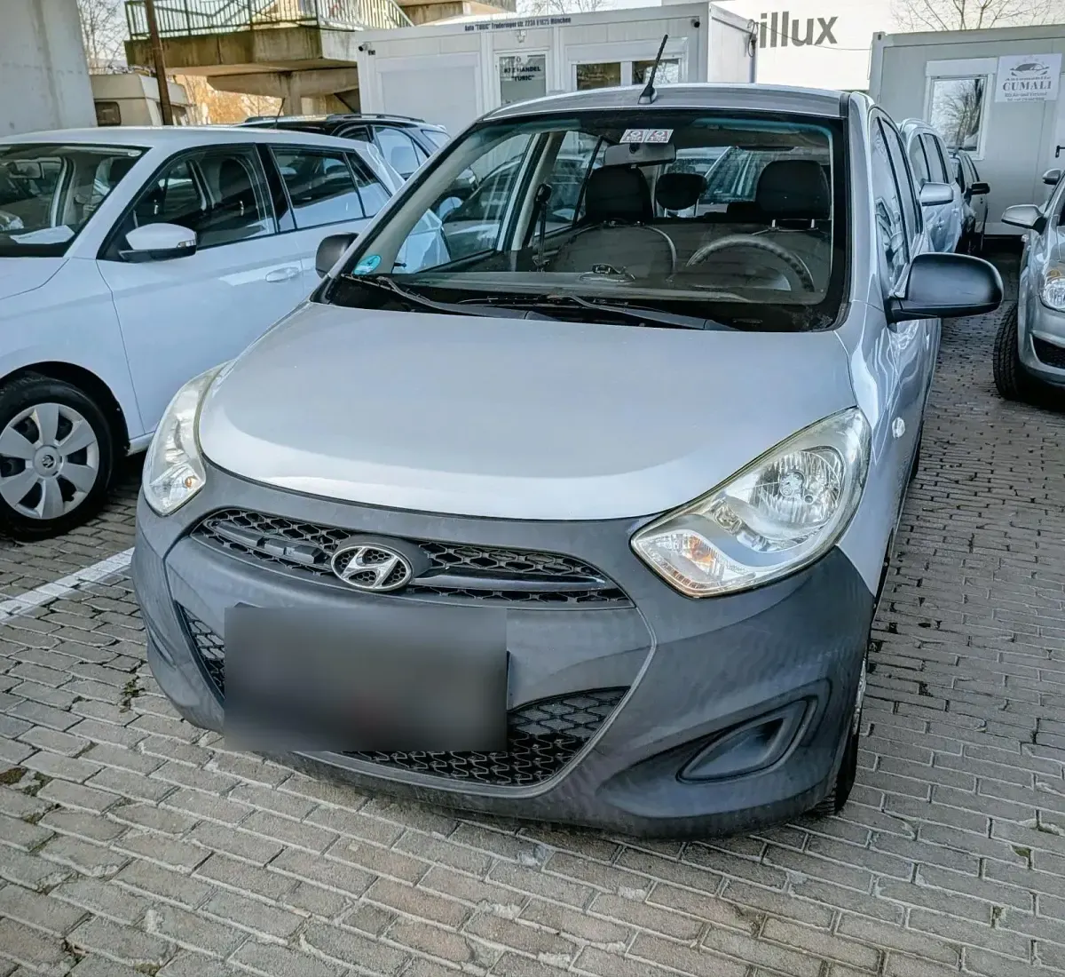 Gebraucht Hyundai i10 69 PS (50 kW) 2012 Grau Kleinwagen