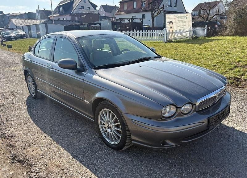 Gebraucht Jaguar X-type 131 PS (96 kW) 2007 Grau Limousine