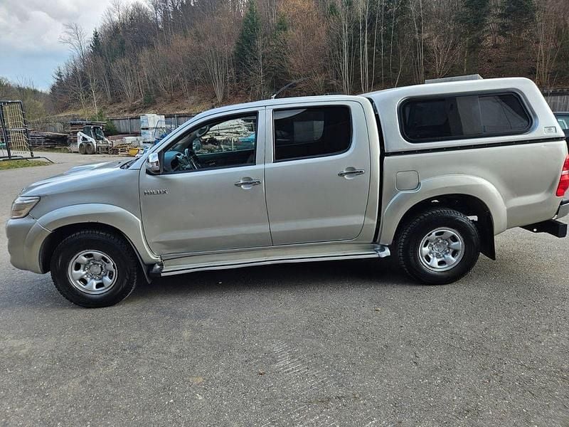 Gebraucht Toyota HiLux 171 PS (125 kW) 2013 Grau Pickup