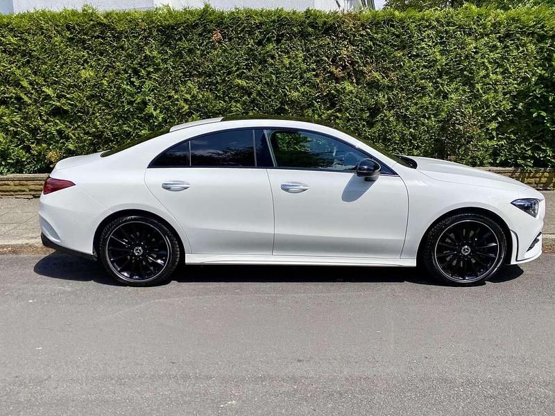 Gebraucht 2019 Mercedes CLA220 AMG line Limousine | 33.000 € - Bild 1/4