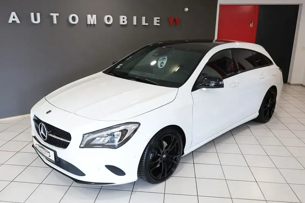 Gebraucht Mercedes CLA220 Shooting Brake 170 PS (125 kW) 2019 Weiß Kombi