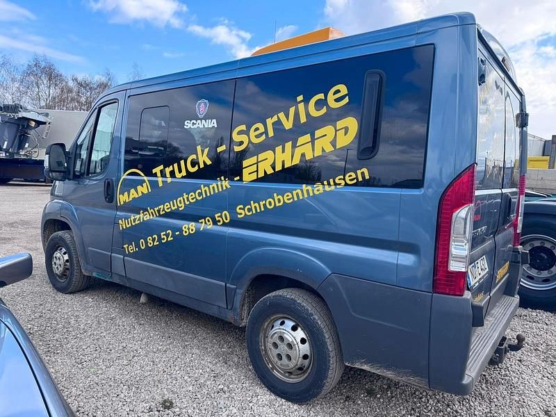 Gebraucht Peugeot Boxer 120 PS (88 kW) 2009 Grau Van