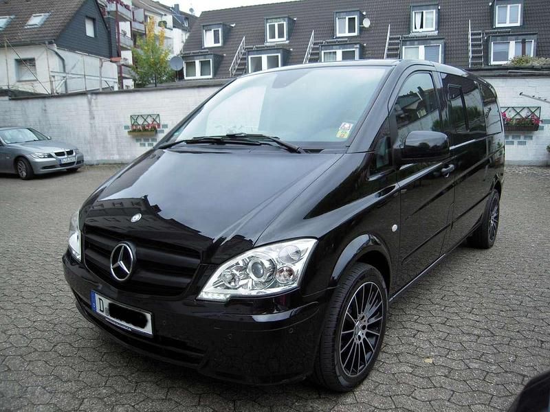 Gebraucht Mercedes Vito 224 PS (164 kW) 2012 Obsidianschwarz metallic Van
