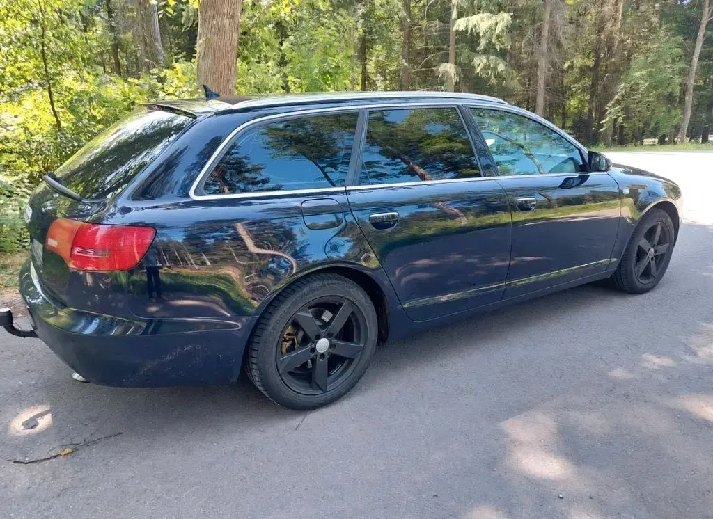 Gebraucht Audi A6 179 PS (131 kW) 2006 Blau Kombi
