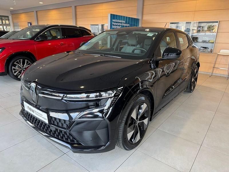 Gebraucht Renault Megane E-Tech Equilibre 160 kW (218 PS) 2022 Schwarz Limousine