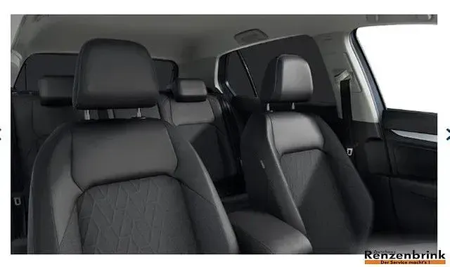 Gebraucht VW Golf VIII Goal 150 PS (110 kW) 2025 Anemonenblau metallic Limousine