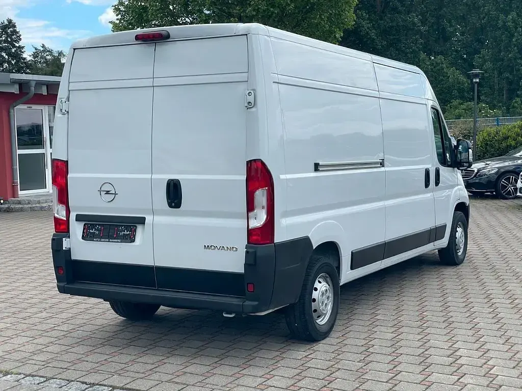 Gebraucht Opel Movano 140 PS (102 kW) 2022 Weiß Van