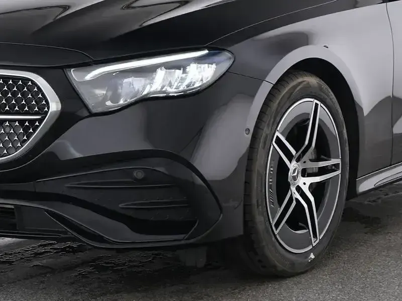 Gebraucht Mercedes E200 AMG 204 PS (150 kW) 2025 Schwarz obsidianschwarz (metallic) Limousine