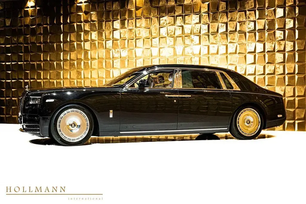 Neu Rolls Royce Phantom 544 PS (400 kW) 2026 Schwarz Limousine