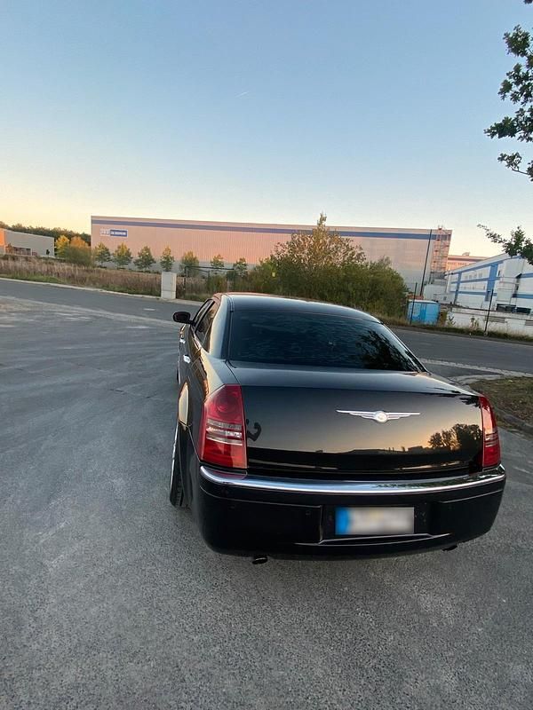 Gebraucht Chrysler 300C 218 PS (160 kW) 2007 Schwarz Limousine