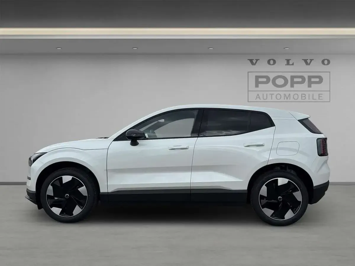 Gebraucht Volvo EX30 Plus 200 kW (272 PS) 2026 Crystal white pearl SUV