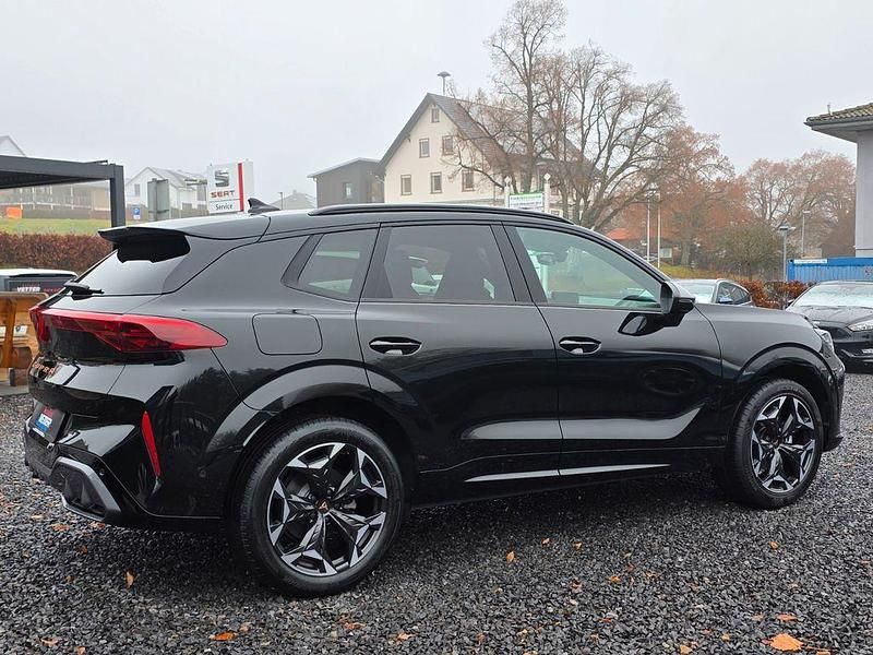Second-hand Cupra Terramar 150 CP (110 kW) 2025 Negru SUV