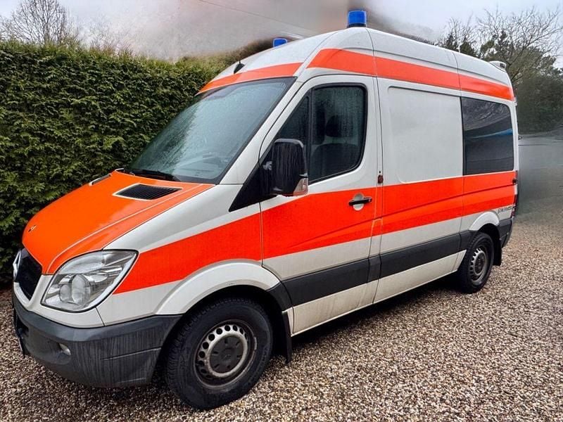 Weiß Gebraucht 2013 Mercedes Sprinter Van | 8.990 € (Etwas zu teuer) - Bild 1/4
