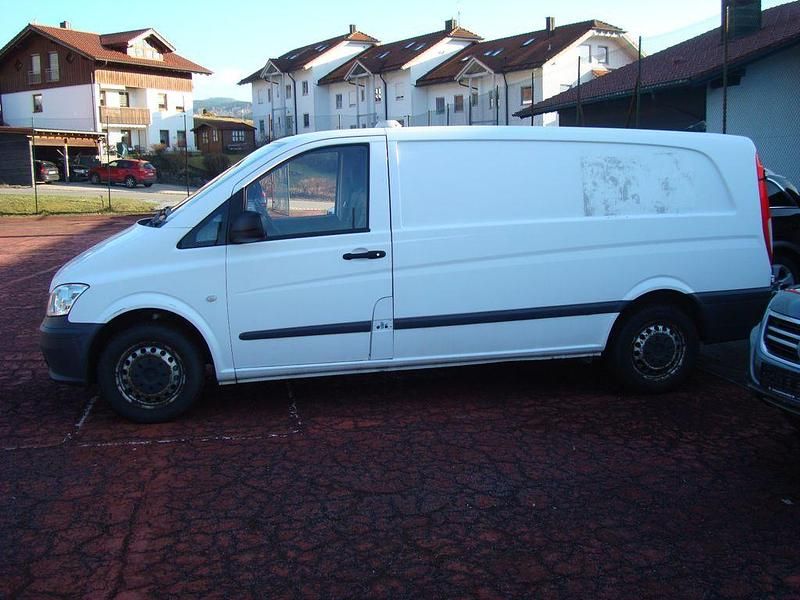 Gebraucht Mercedes Vito 163 PS (119 kW) 2014 Weiß Van