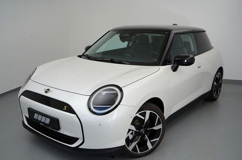 Neu Mini Cooper SE 160 kW (218 PS) 2025 Weiß Kleinwagen