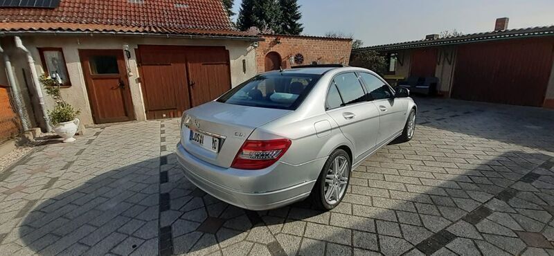 Gebraucht Mercedes C220 Elegance 170 PS (125 kW) 2007 Silber Limousine