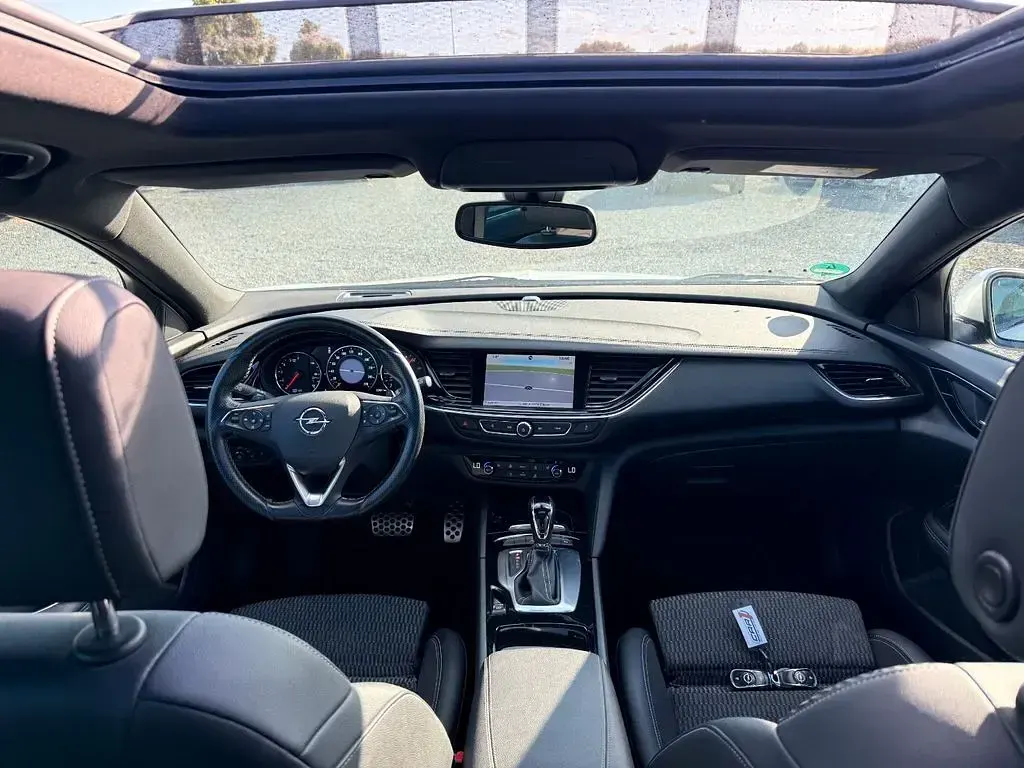 Gebraucht Opel Insignia Innovation 170 PS (125 kW) 2018 Weiß Limousine
