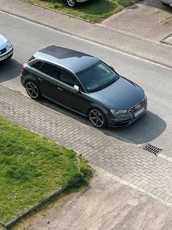 Gebraucht Audi S3 300 PS (220 kW) 2015 Grau Limousine