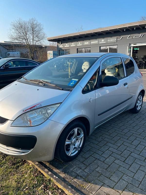 Gebraucht Mitsubishi Colt 75 PS (55 kW) 2009 Kleinwagen
