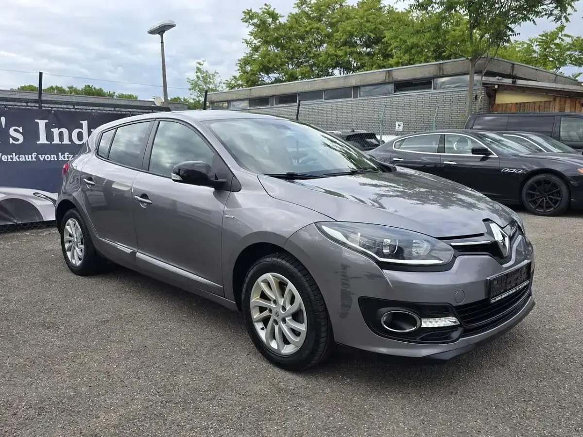 Gebraucht Renault Mégane 110 PS (80 kW) 2015 Grau cassiopee Limousine