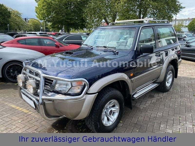 Blau Gebraucht 2002 Nissan Patrol SUV | 18.990 € (Fairer Preis) - Bild 1/4