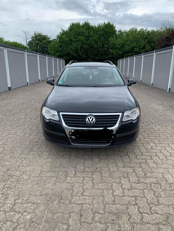 Schwarz Gebraucht 2007 VW Passat Edition Kombi | 3.200 € (Etwas zu teuer) - Bild 1/4