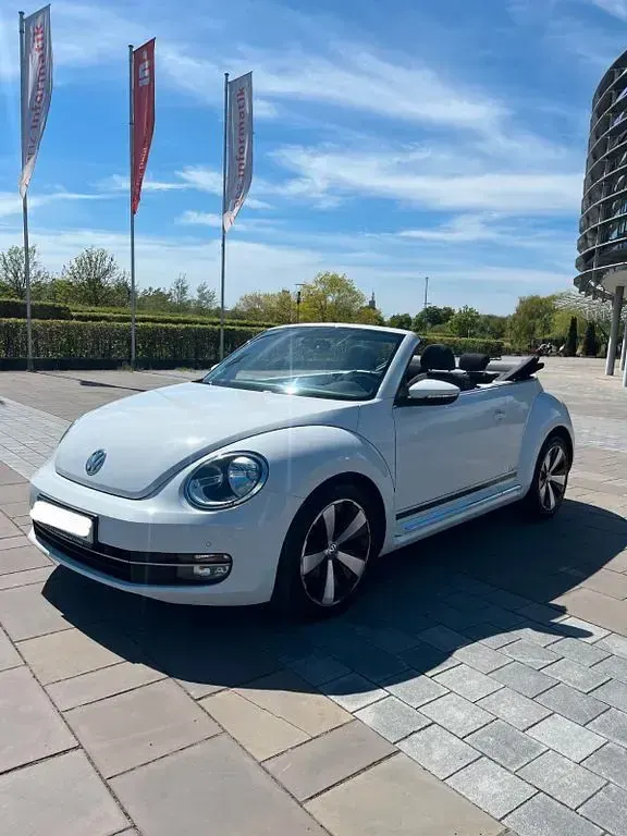 Second-hand VW Beetle Design 105 CP (77 kW) 2014 Alb Hatchback