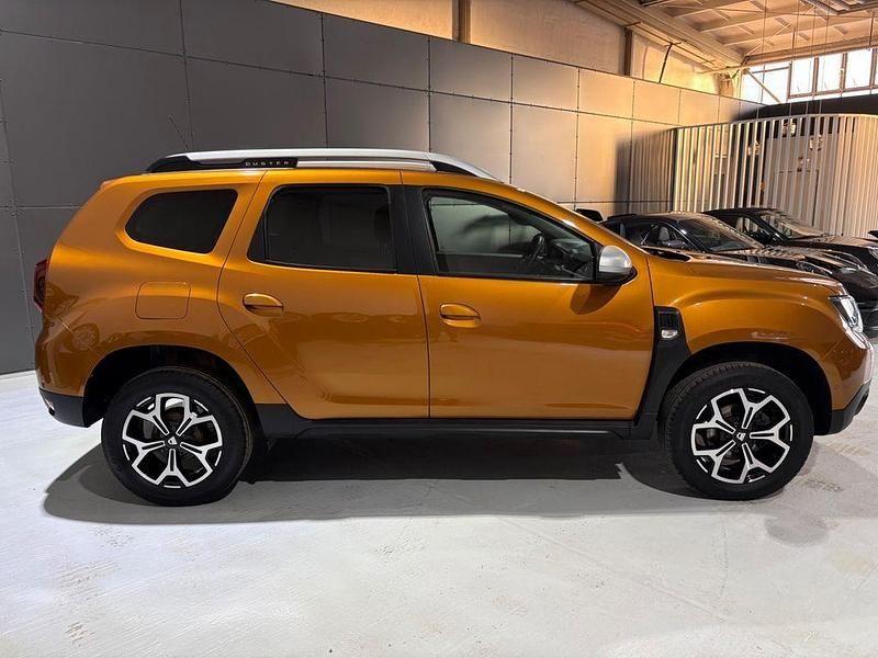 Gebraucht Dacia Duster Anniversary 131 PS (96 kW) 2019 Orange SUV