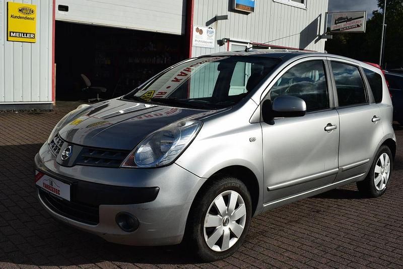 Silber Gebraucht 2006 Nissan Note Acenta Van / Kleinbus | 990 € (Guter Preis) - Bild 1/4