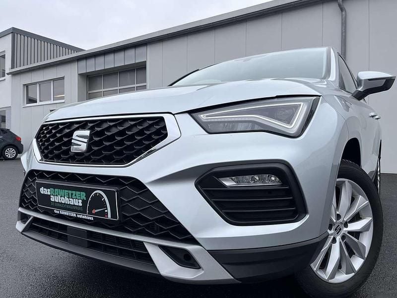 Silber Gebraucht 2024 Seat Ateca Style SUV | 22.460 € (Superpreis) - Bild 1/4