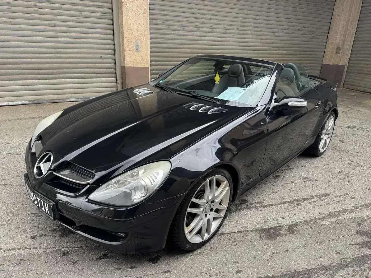 Gebraucht Mercedes SLK350 272 PS (200 kW) 2007 Obsidianschwarz  metalliclack Cabrio