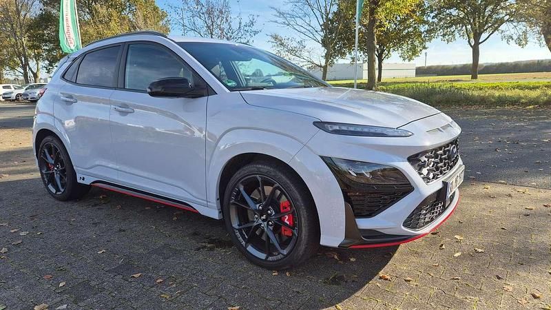 Blau Gebraucht 2023 Hyundai Kona SUV | 32.900 € (Fairer Preis) - Bild 1/4