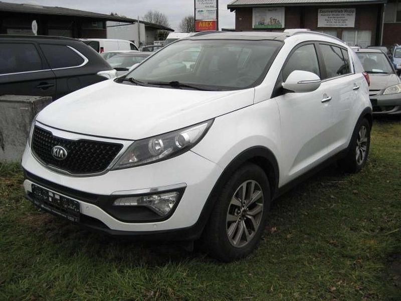 Weiß Gebraucht 2014 Kia Sportage Attract SUV | 10.699 € (Fairer Preis) - Bild 1/4