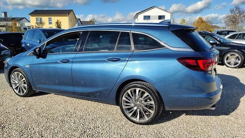 Gebraucht Opel Astra Innovation 160 PS (117 kW) 2016 Blau Kombi