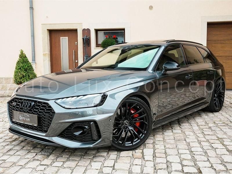 Grau Gebraucht 2020 Audi RS4 Sport Kombi | 66.890 € (Fairer Preis) - Bild 1/4