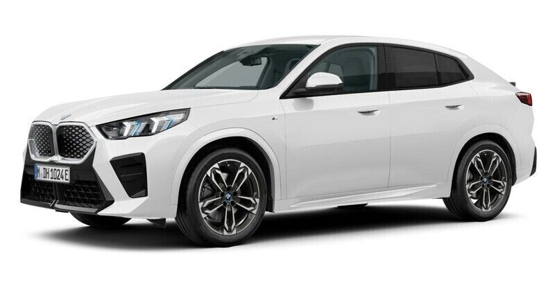 Weiß Gebraucht 2024 BMW iX2 Luxury Line SUV | 52.103 € - Bild 1/4