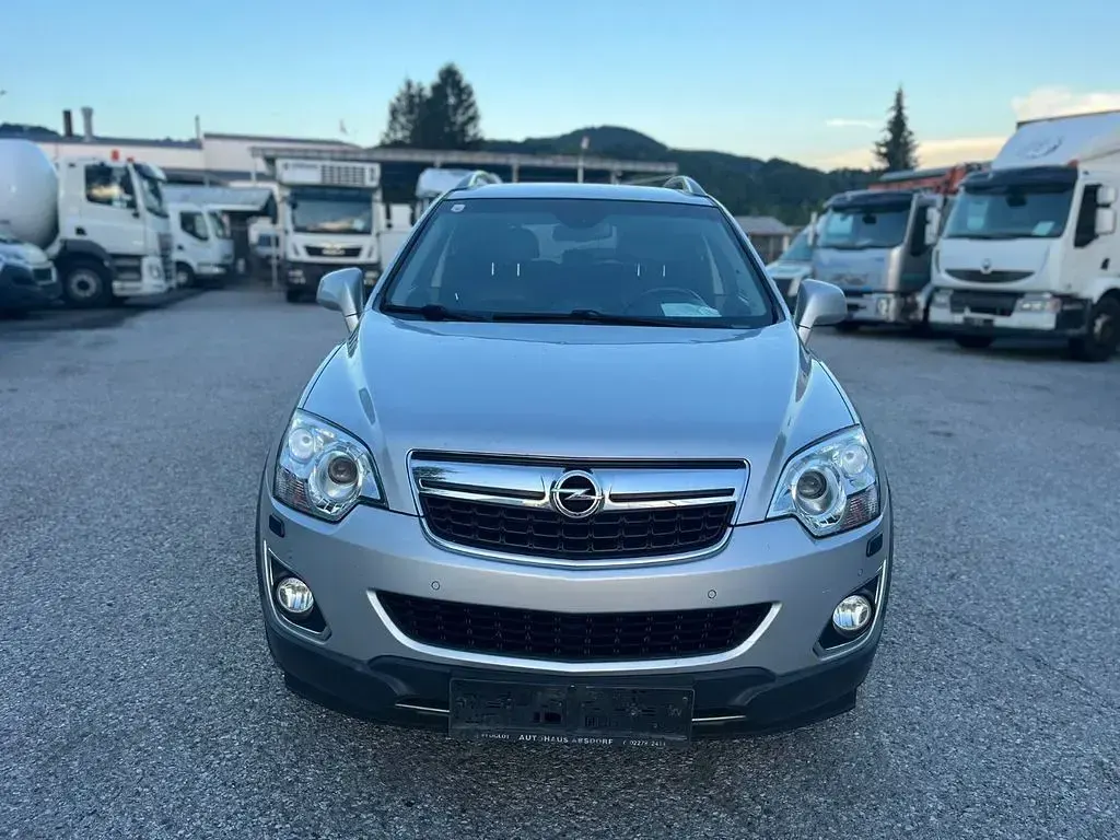 Gebraucht Opel Antara Cosmo 163 PS (119 kW) 2012 Silber SUV