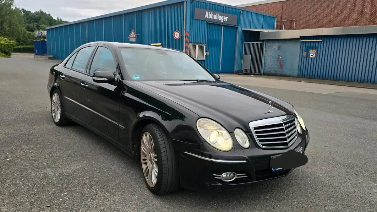 Gebraucht Mercedes E280 Sport 231 PS (169 kW) 2006 Schwarz Limousine