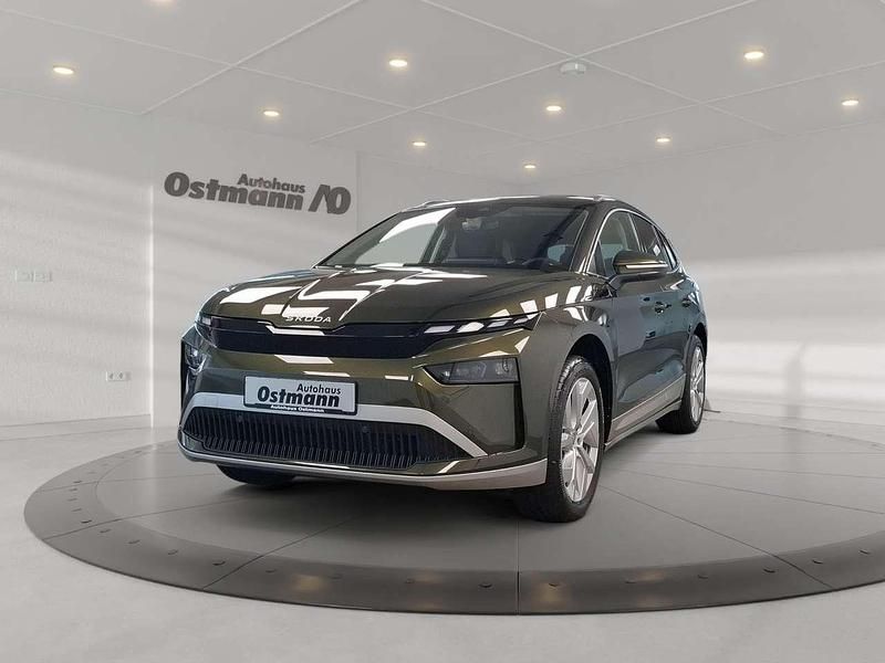 Grün Gebraucht 2025 Skoda Enyaq iV Suite SUV | 52.900 € (Fairer Preis) - Bild 1/4