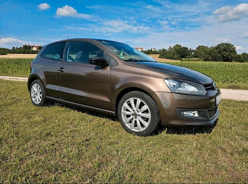 Gebraucht VW Polo Style 86 PS (63 kW) 2011 Braun Kleinwagen