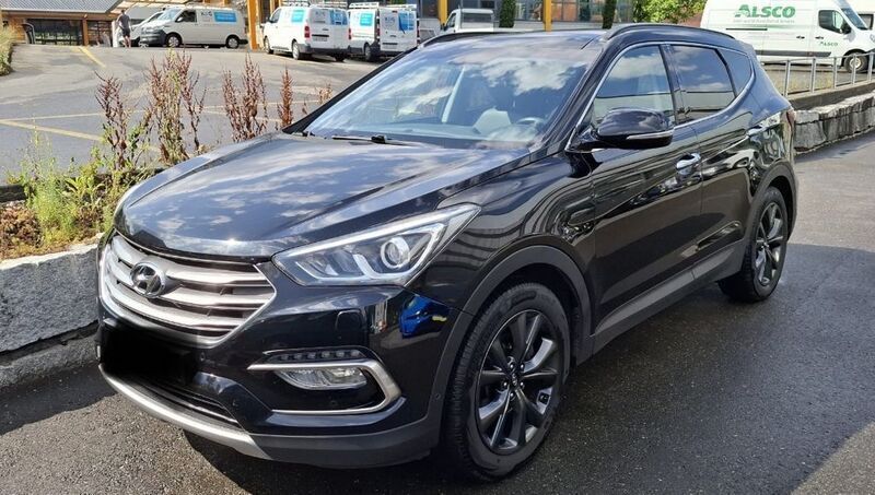Schwarz Gebraucht 2016 Hyundai Santa Fe Premium SUV | 13.999 € (Superpreis) - Bild 1/4