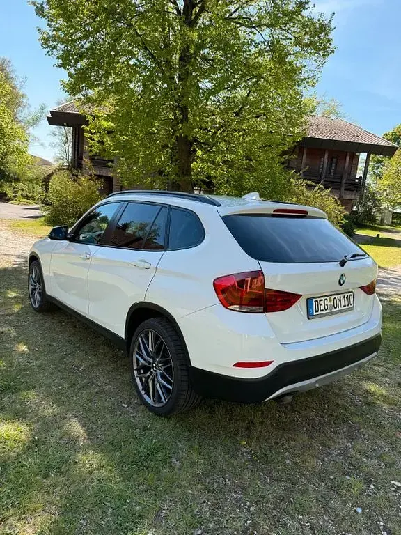 Gebraucht BMW X1 184 PS (135 kW) 2015 Weiß SUV