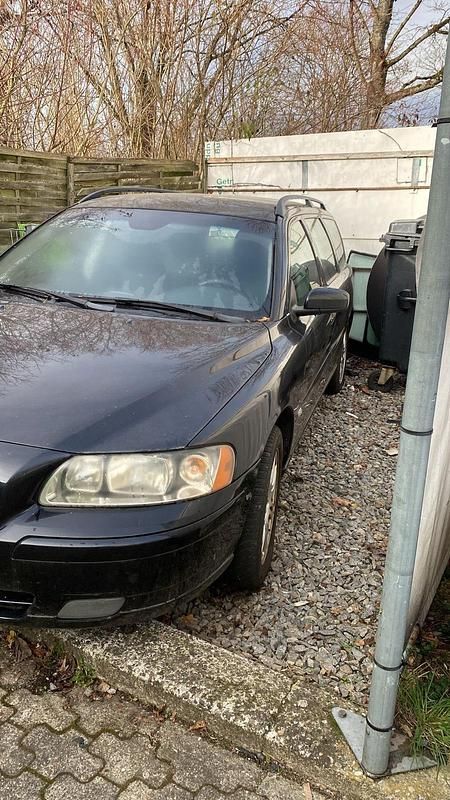 Schwarz Gebraucht 2005 Volvo V70 Kombi | 1.800 € (Superpreis) - Bild 1/4