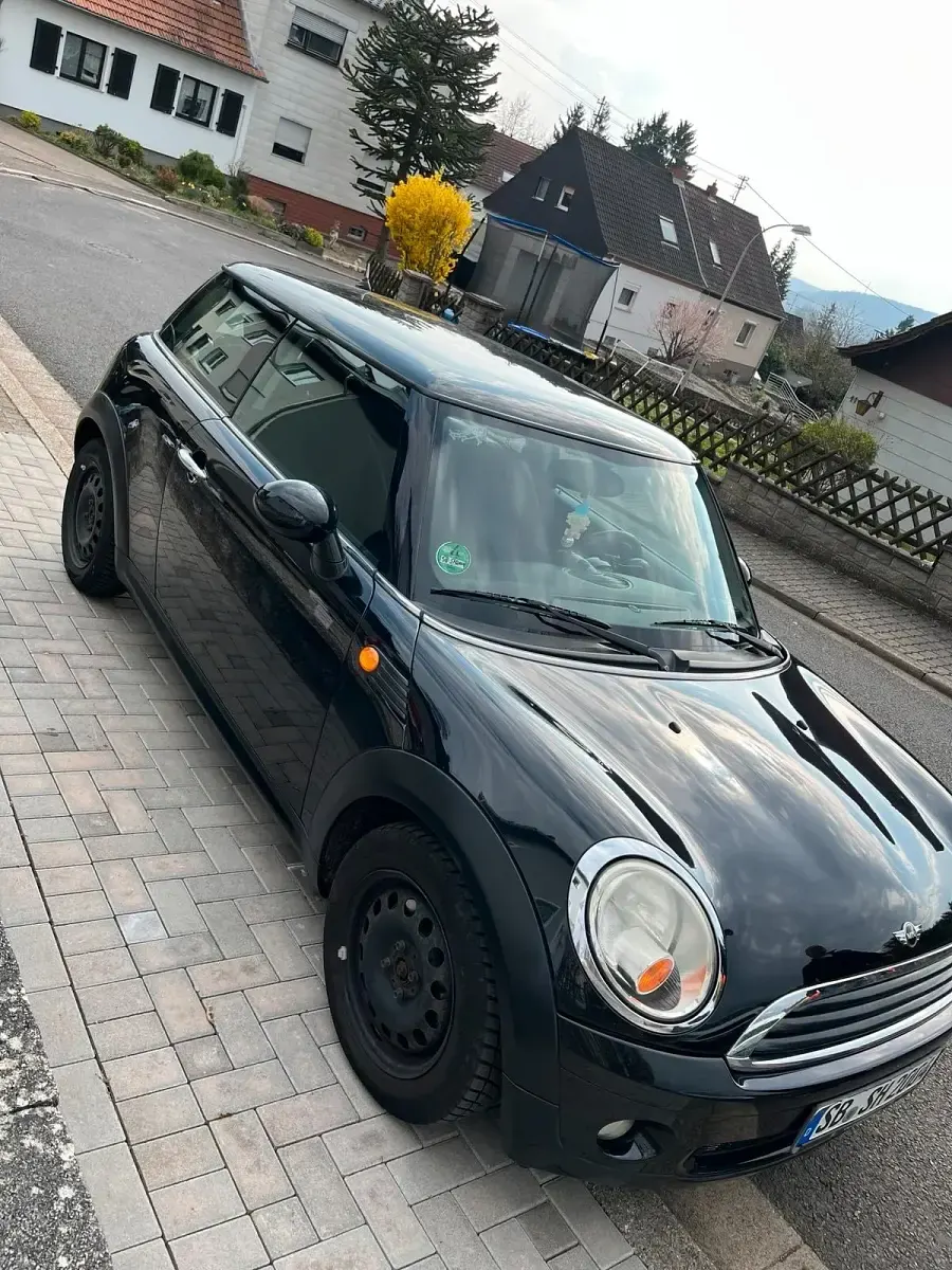 Usata Mini ONE 75 CV (55 kW) 2009 Nero Utilitaria