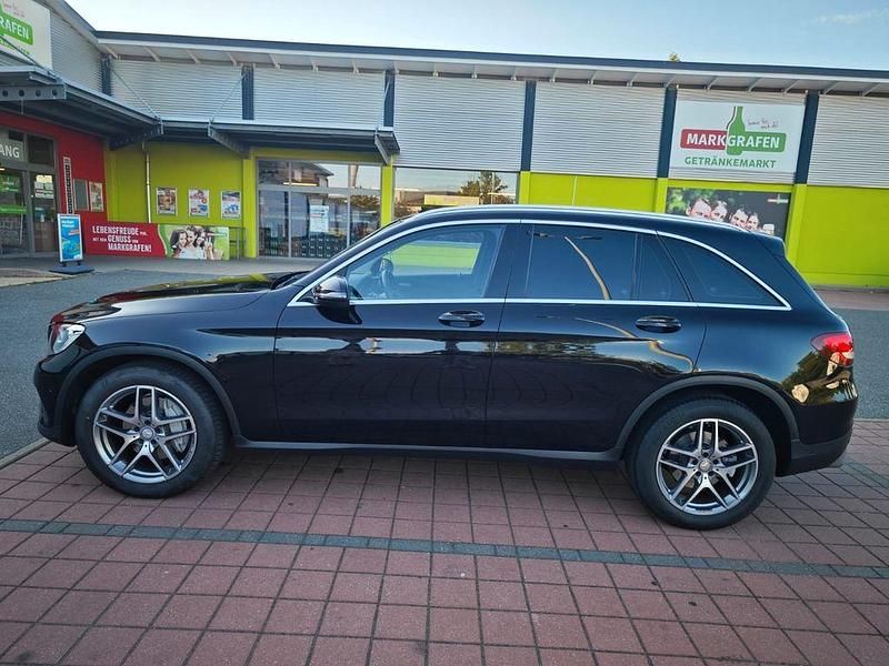 Schwarz Gebraucht 2016 Mercedes GLC220 SUV | 18.000 € (Guter Preis) - Bild 1/4