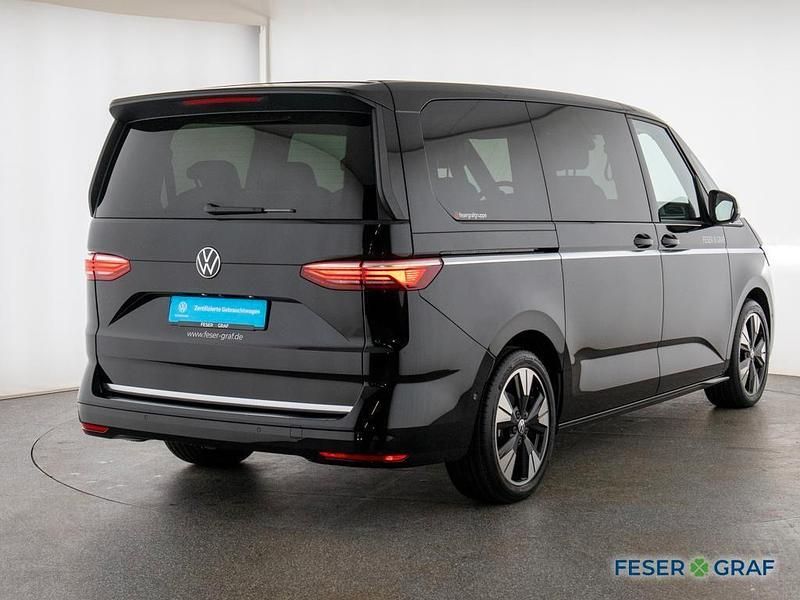 Gebraucht VW Multivan Style 150 PS (110 kW) 2025 Deep black perleffekt Van
