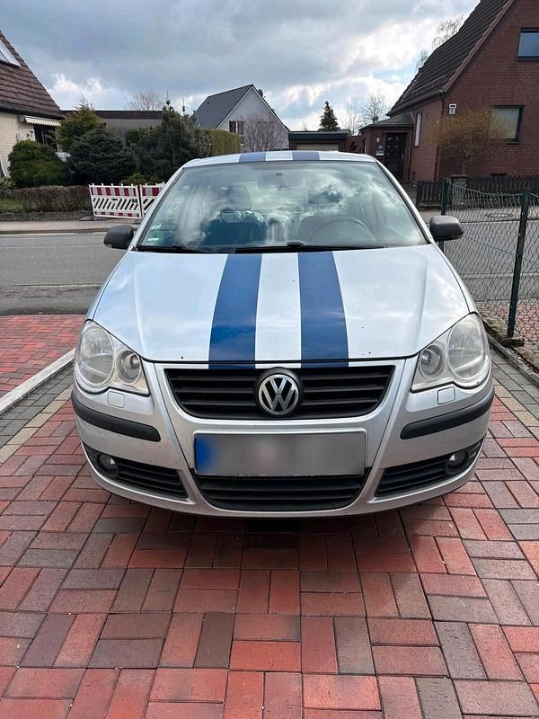 Gebraucht VW Polo 69 PS (50 kW) 2007 Silber Kleinwagen